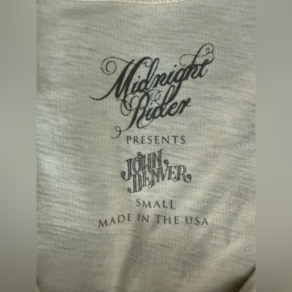 John Denver Rocky Mountain High Midnight Rider Band Graphic Shirt Size Small - Picture 7 of 11
